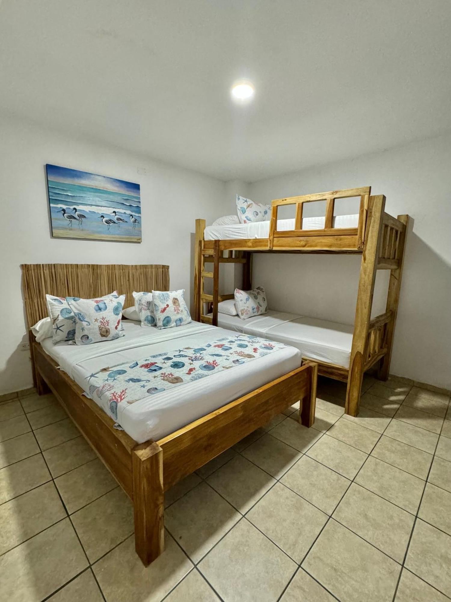 Hostel Beach House Rincón Eksteriør bilde