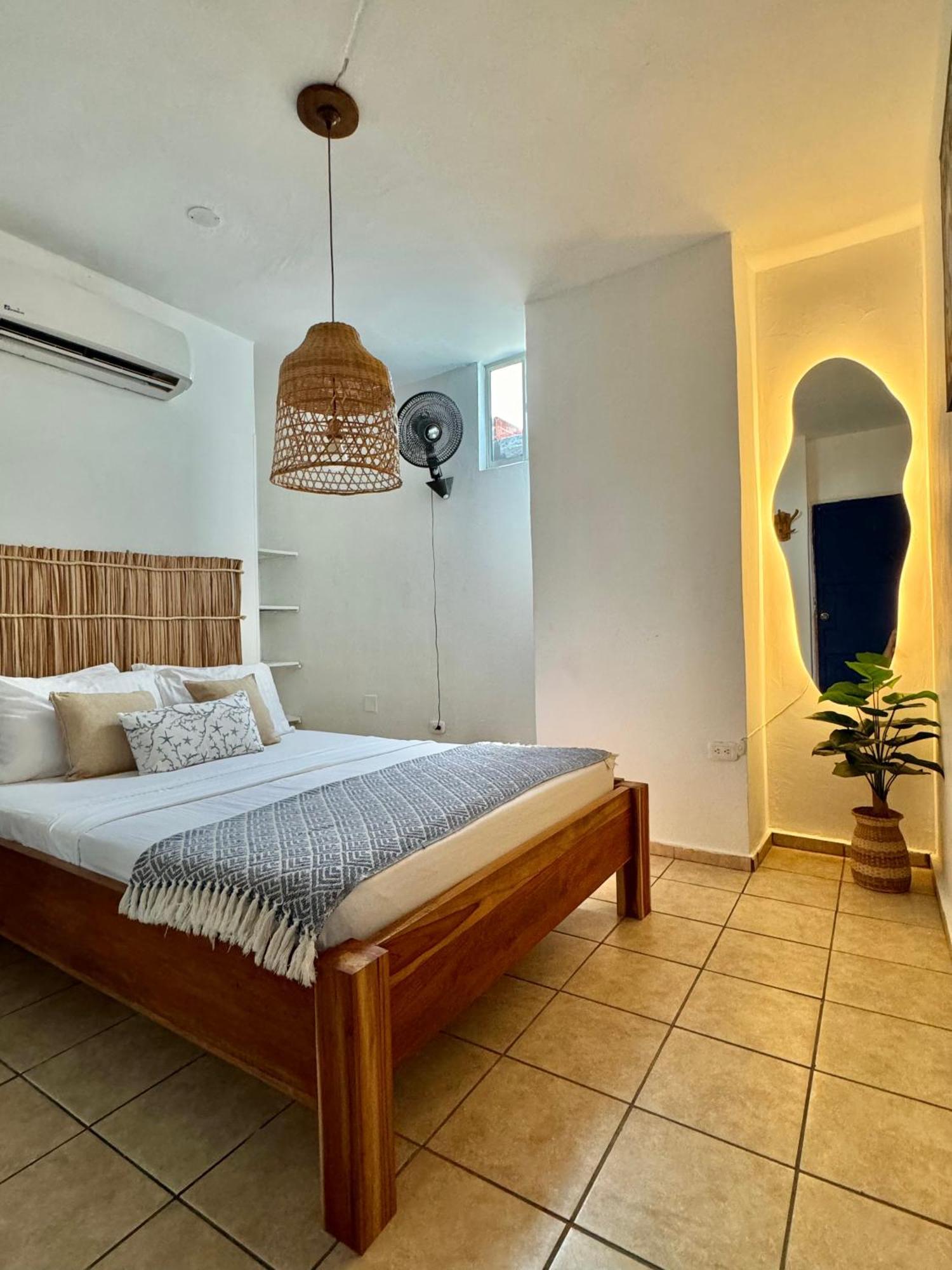 Hostel Beach House Rincón Eksteriør bilde