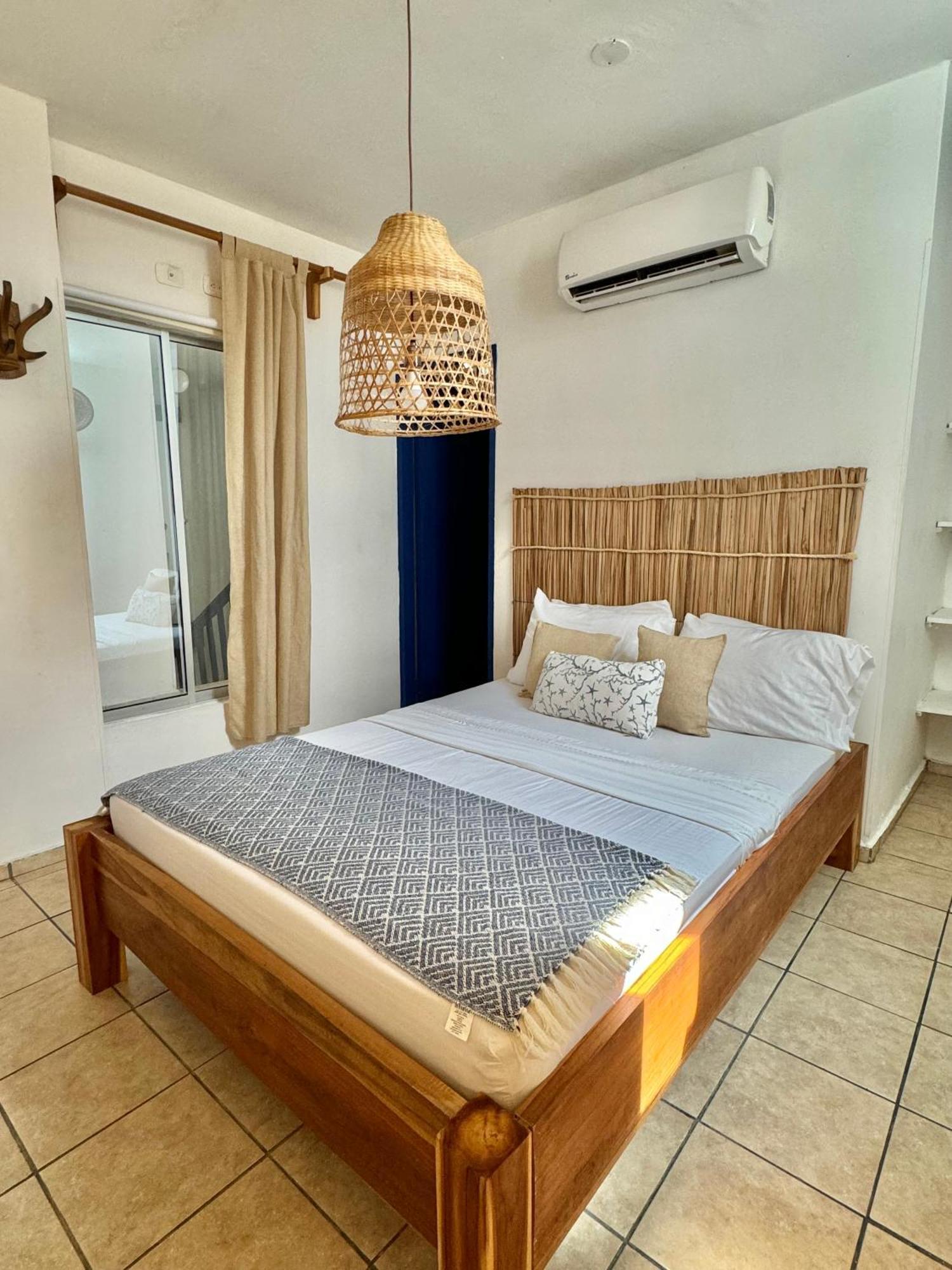 Hostel Beach House Rincón Eksteriør bilde